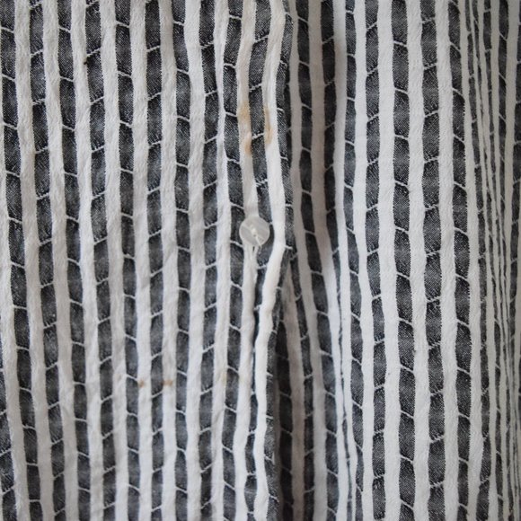 KIIAZANA Vintage Cotton Fine Woven Pinstripe T-shirt | Size S - Picture 6 of 7